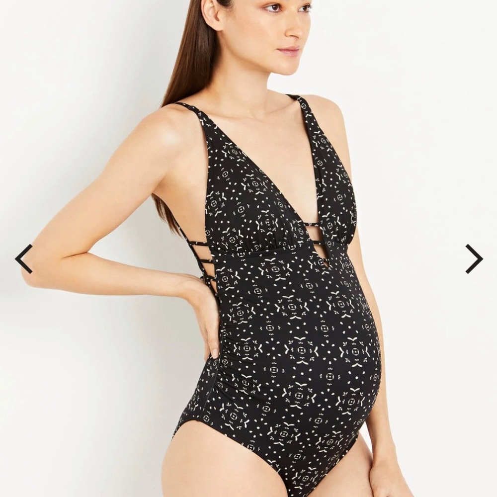 A Pea in the Pod One Piece